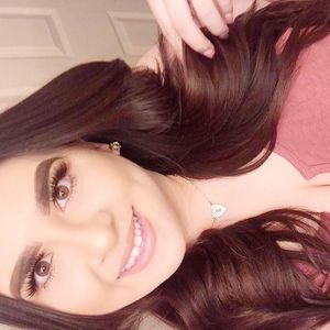 Meet your Posher, Devine